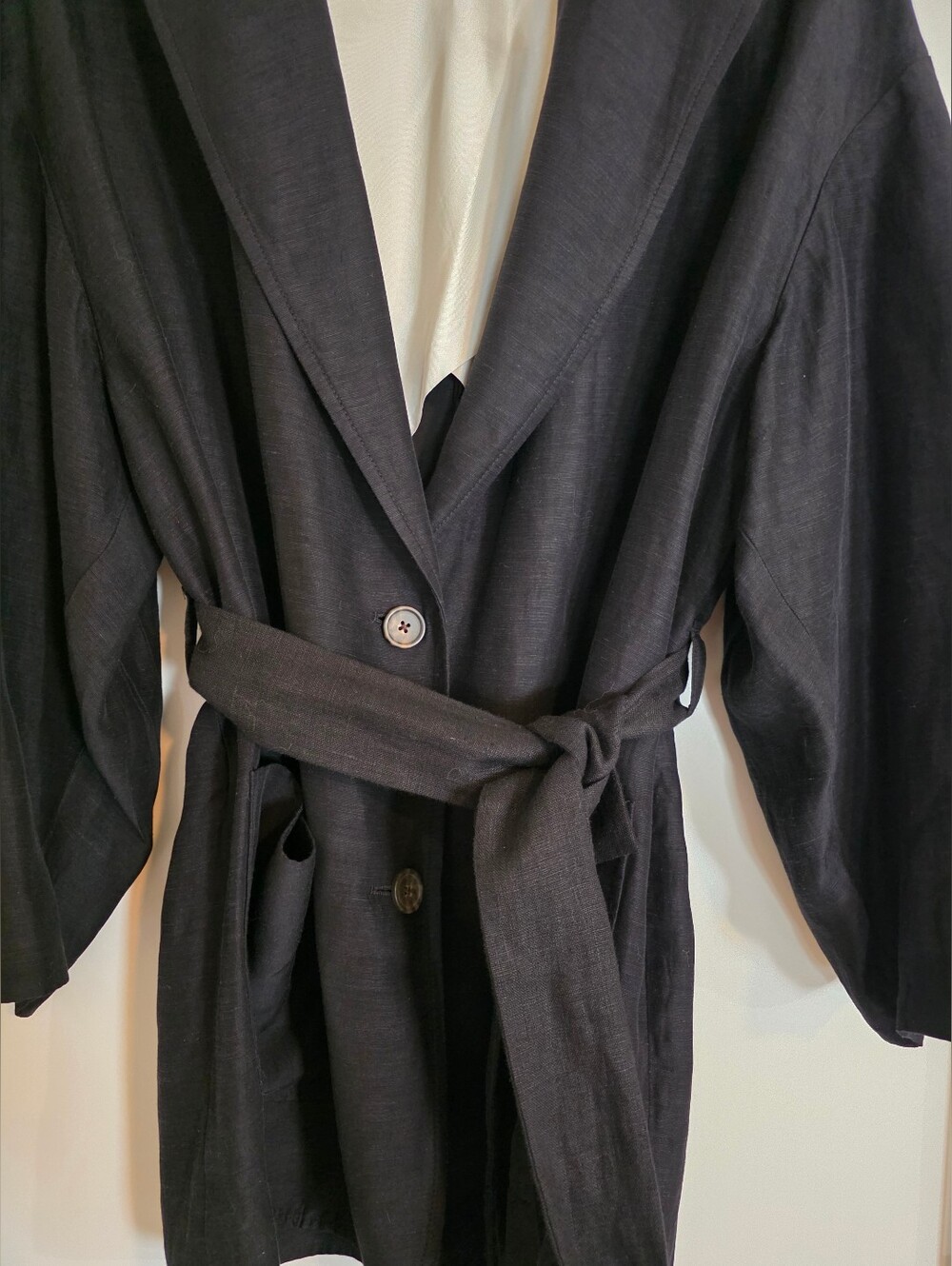 Aritzia Linen Blend Belted Blazer Jacket.